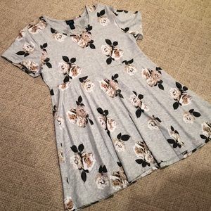 Floral stretchy babydoll dress w rose print